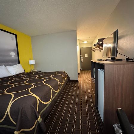 Hotel Super 8 By Wyndham Reedsburg Zewnętrze zdjęcie